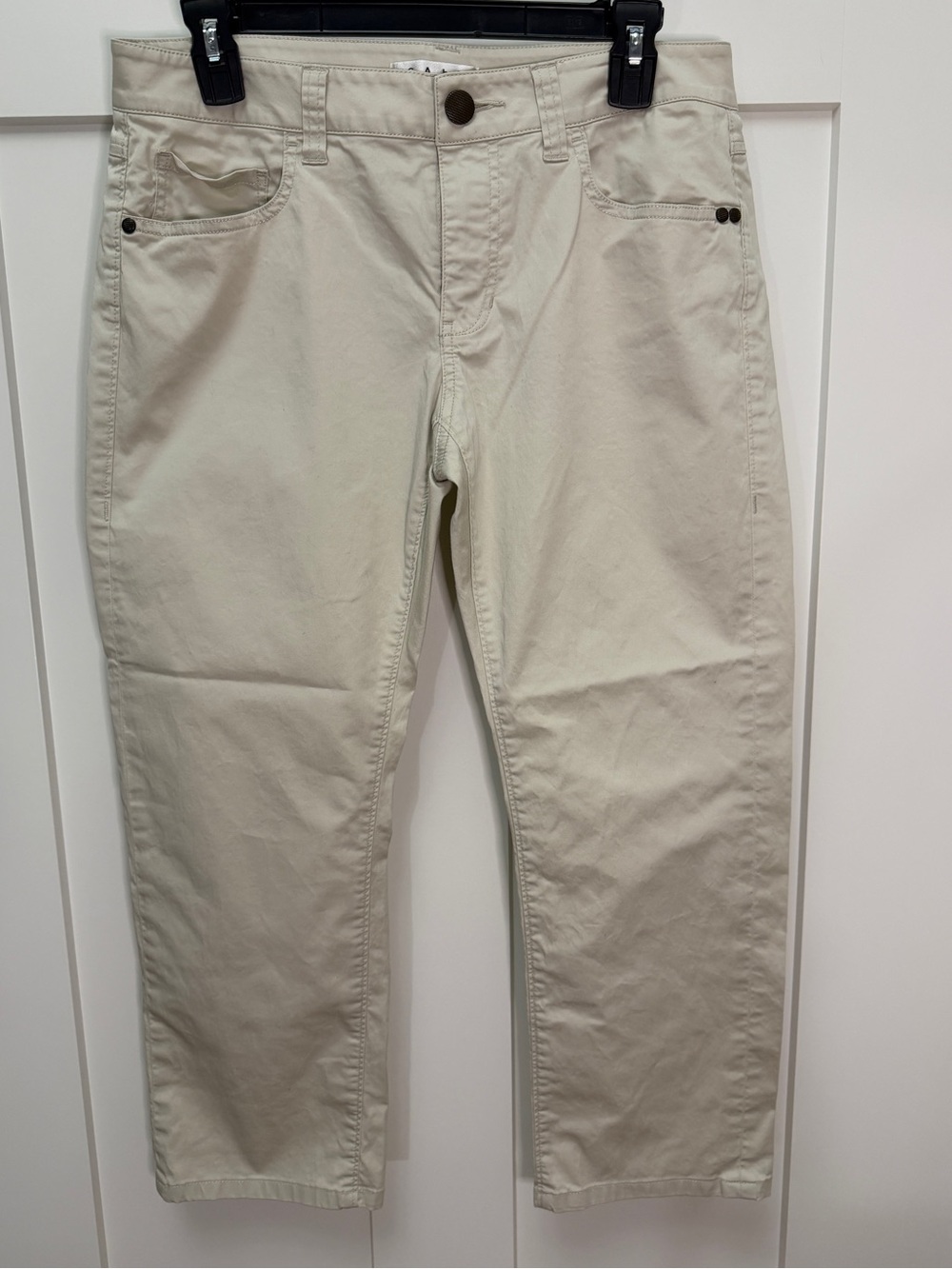 Cabi Casual Light Beige Crop Pants